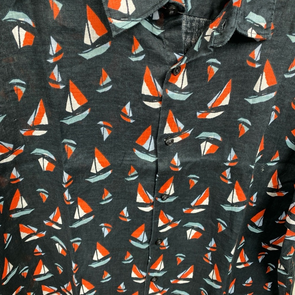 Perry Ellis 100% Linen Button Up Shirt All Over Print Sail Boats Nautical XXL - Picture 4 of 7